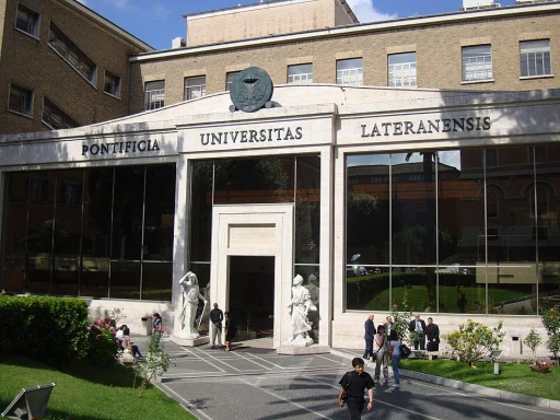 Universitatea Pontificală Laterană