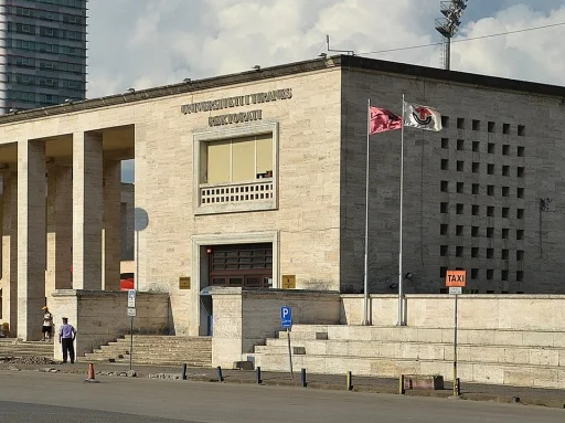 Universitatea din Tirana