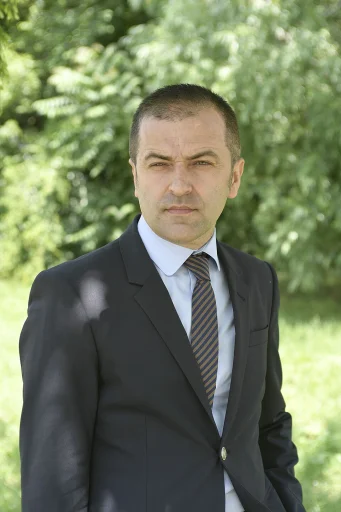 Mirel Taloș