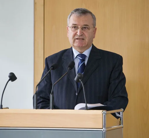 Vasile Pușcaș